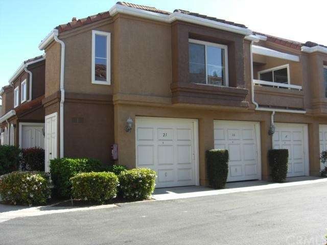 Carriage unit over garages. Direct interior access