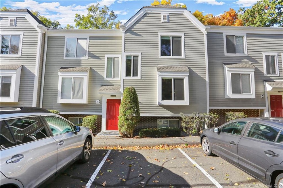 71 Aiken St unit A8, Norwalk, CT 06851 - photo 1