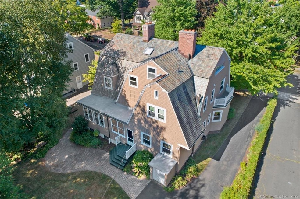 44 S Highland St, West Hartford, CT 06119 - photo 1