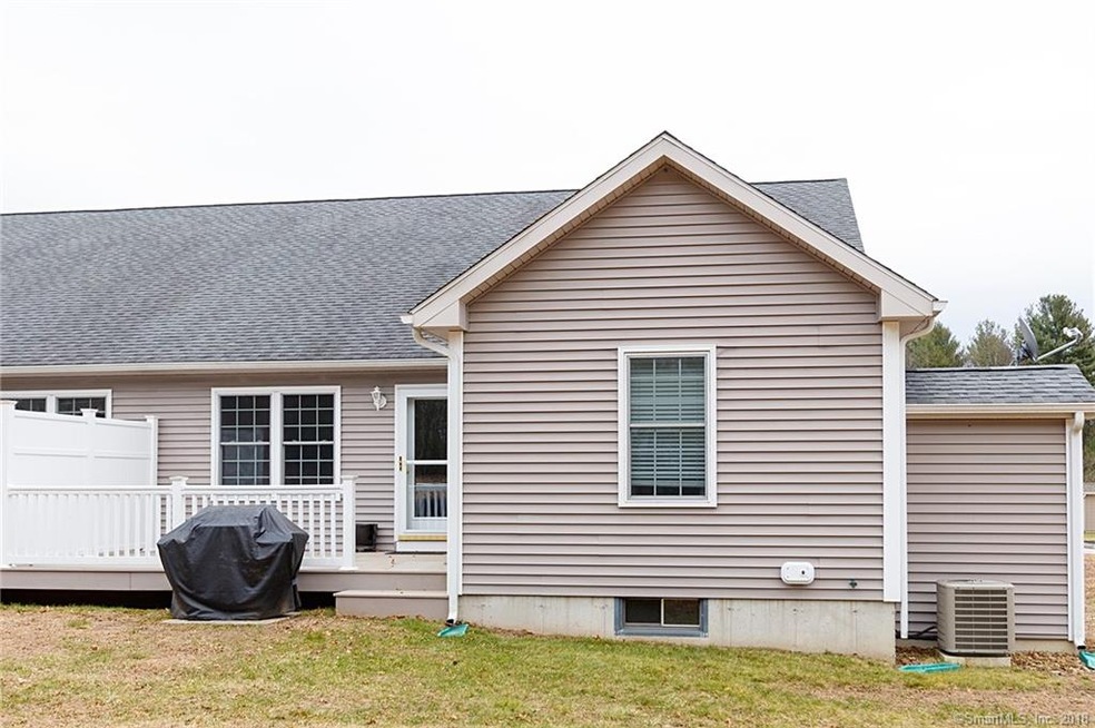 11 Bluebird Ln unit 11, Dayville, CT 06241 - photo 1