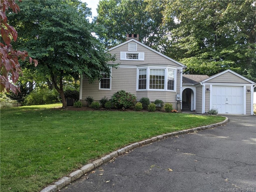 7 W Rocks Rd, Norwalk, CT 06851 - photo 1