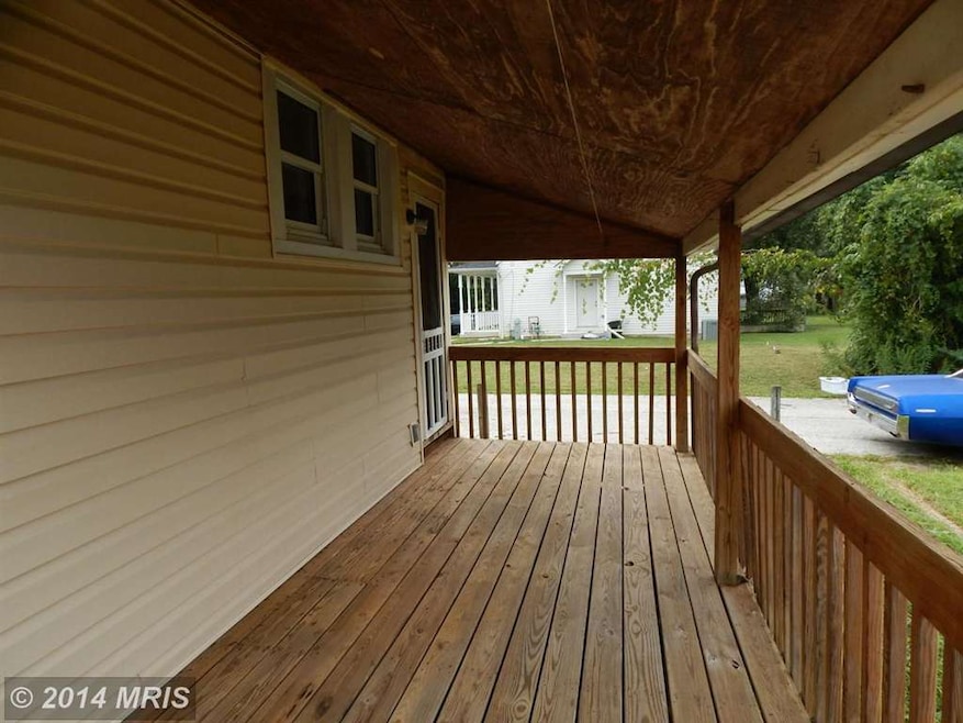 1812 Centre St, Halethorpe, MD 21227 - photo 1