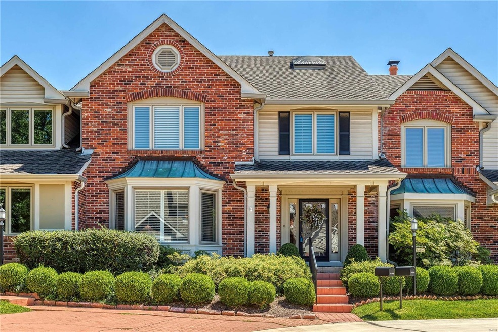 Welcome to 14304 Open Meadows Ct. East. In  Beauti