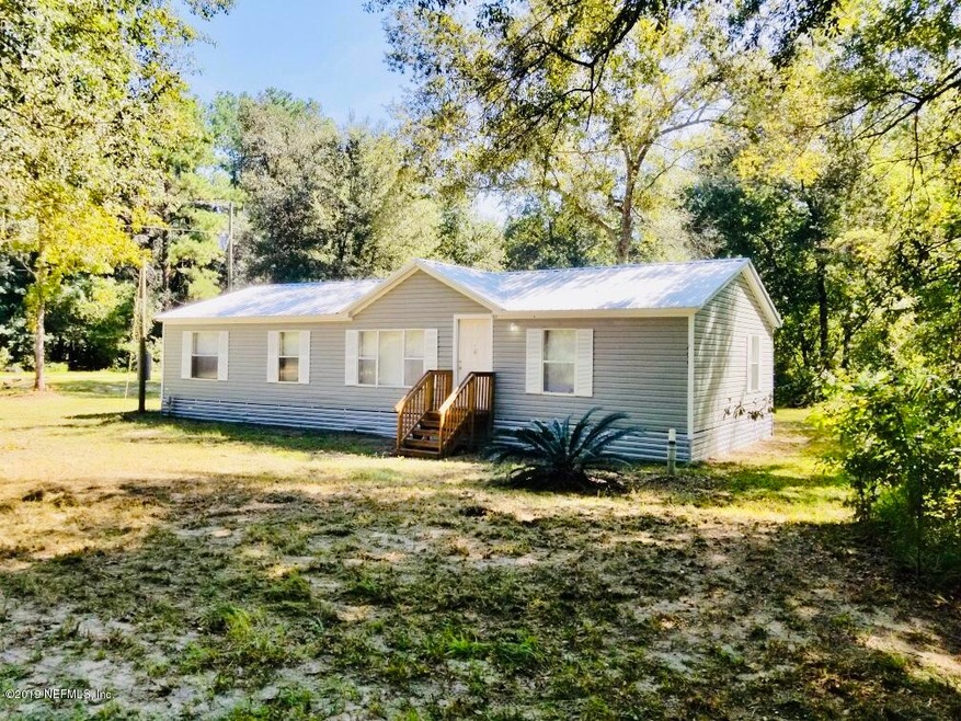 405 Alexander St, Interlachen, FL 32148 - photo 1