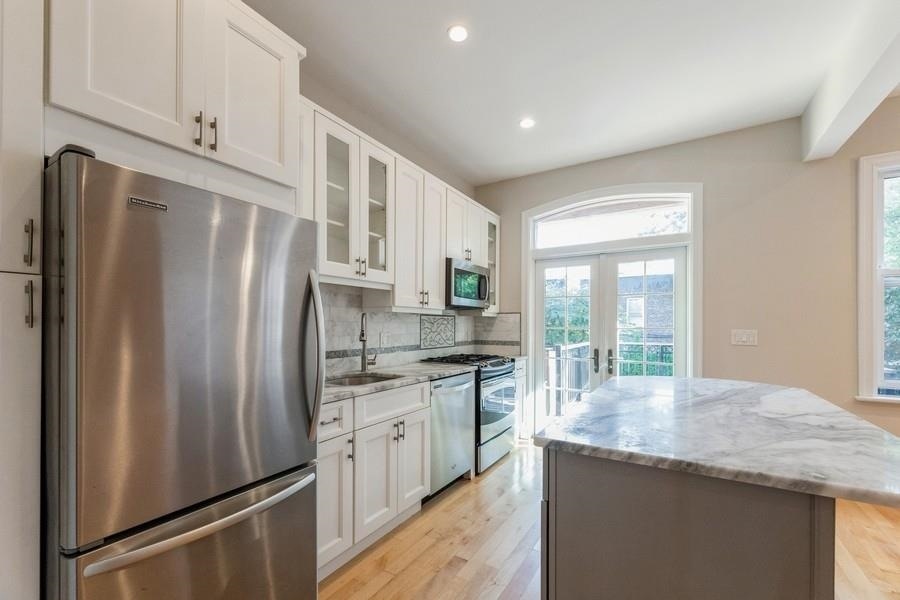 160 Edgar St unit 1, Weehawken, NJ 07086 - photo 1