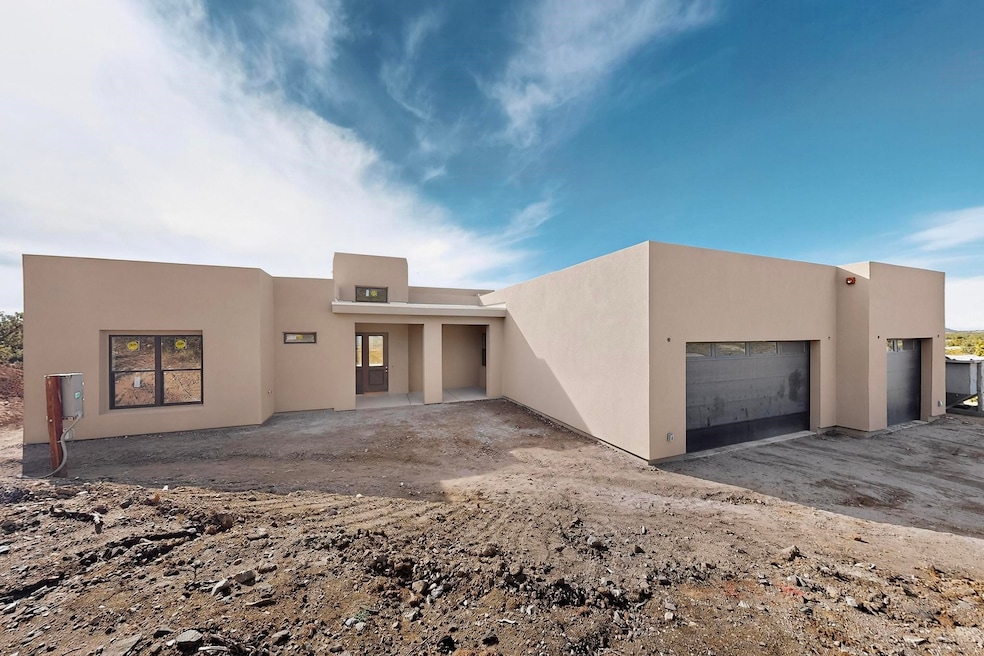 24 W Longview Dr, Santa Fe, NM 87505 - photo 1