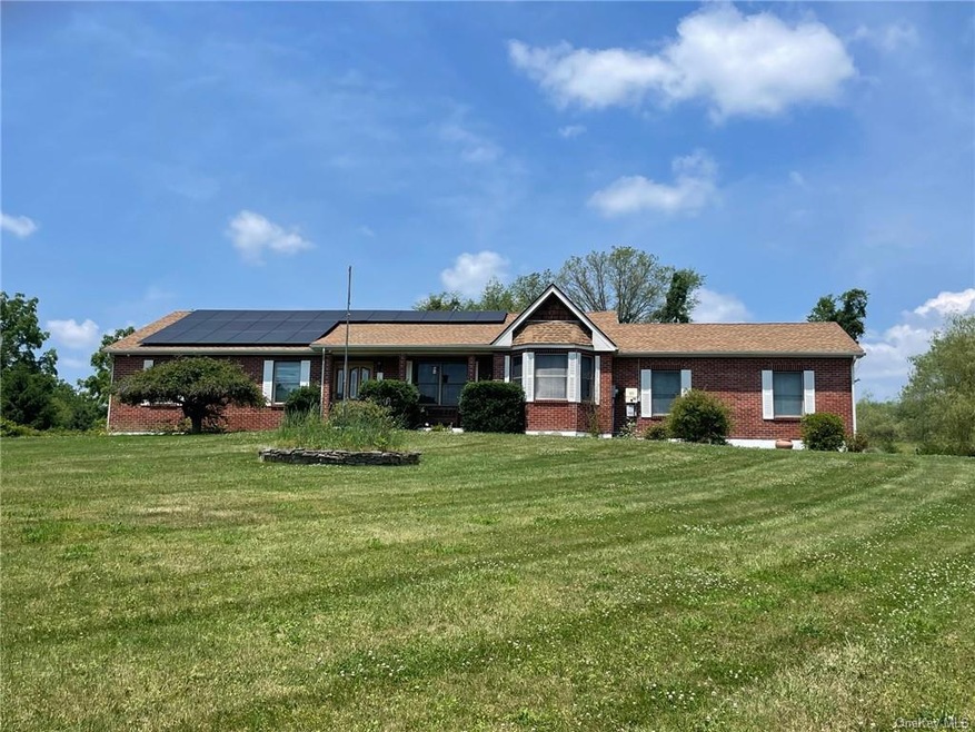 5568 Searsville Rd, Pine Bush, NY 12566 - photo 1