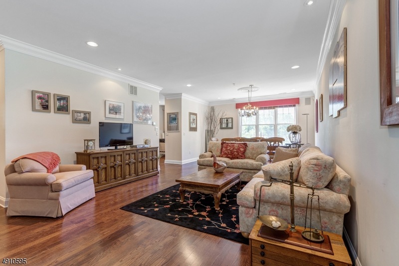 3312 Pointe Gate Dr, Livingston, NJ 07039 - photo 1