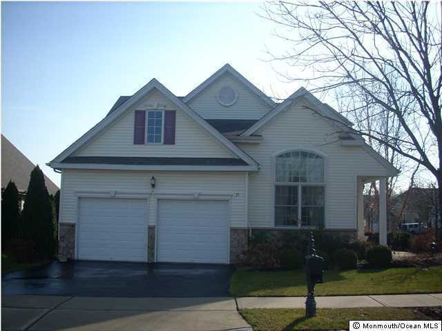 19 Wellington St, Holmdel, NJ 07733 - photo 1