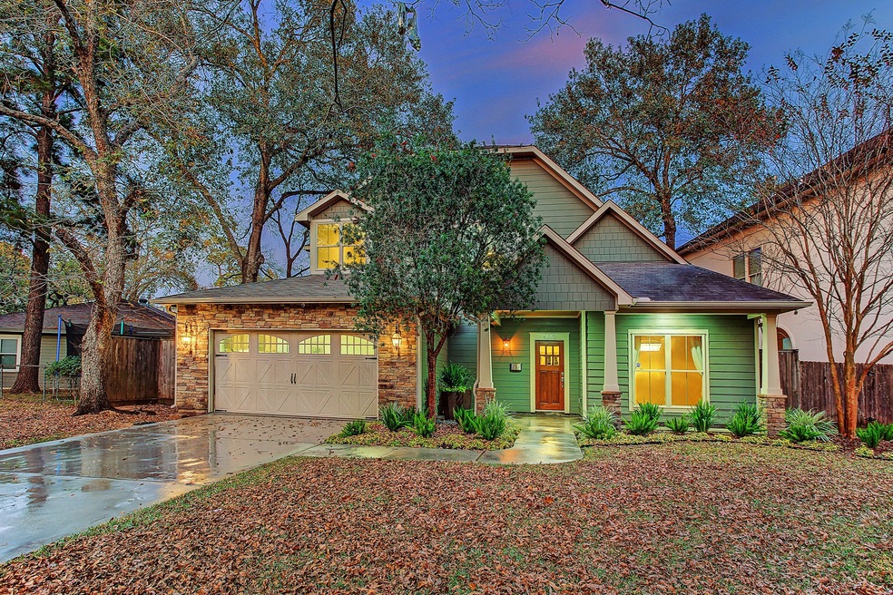 1642 Richelieu Ln, Houston, TX 77018 - photo 1