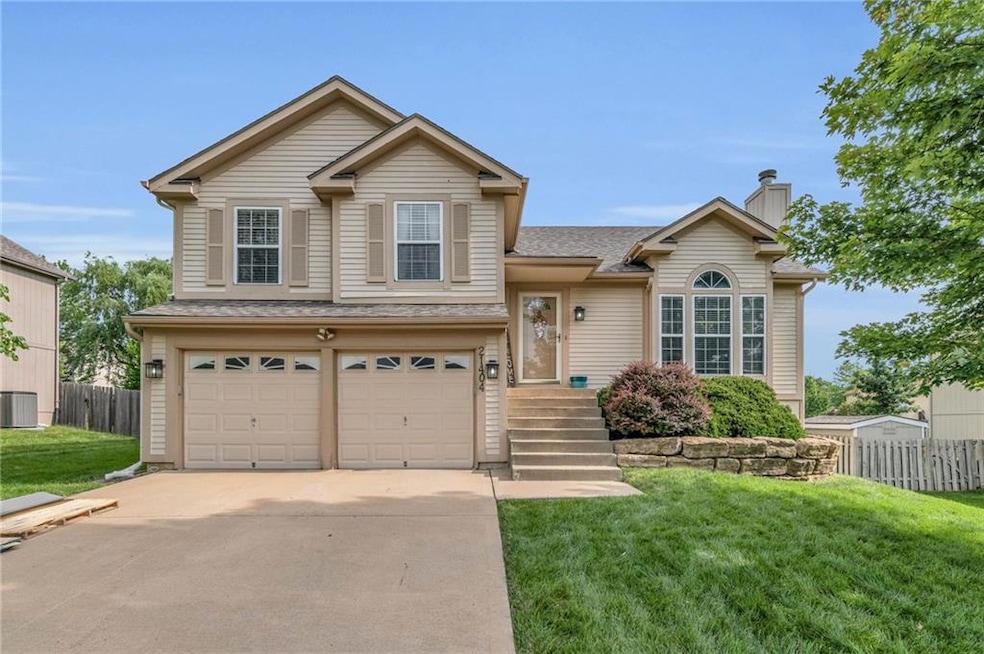 21404 W 52nd St, Shawnee, KS 66218 - photo 1