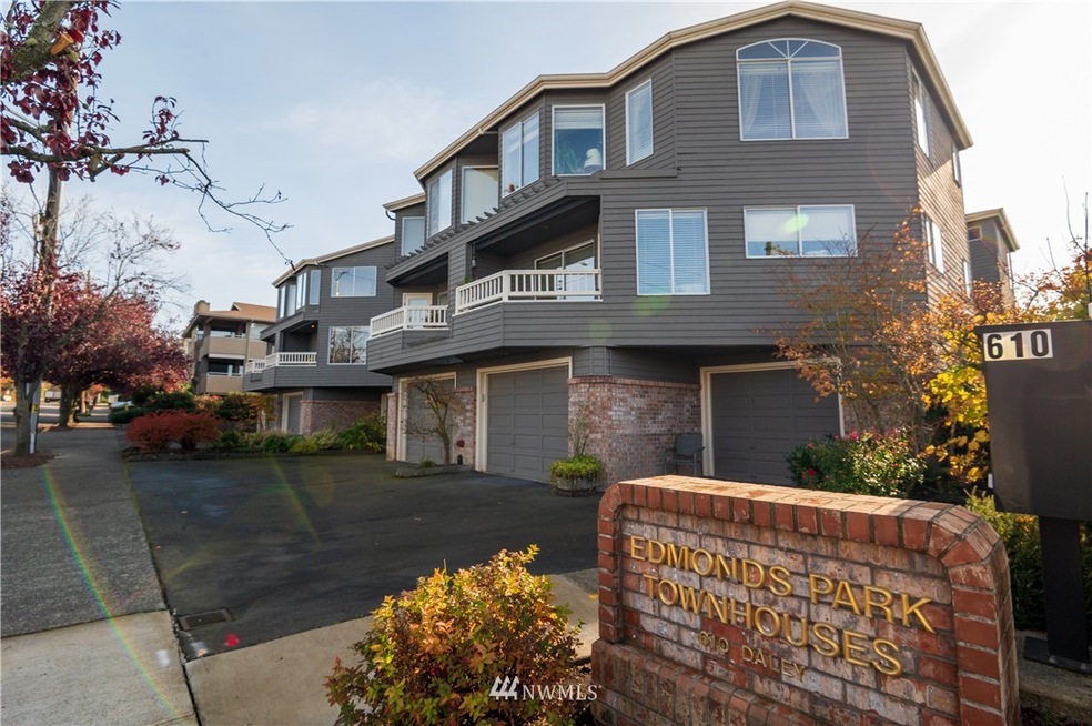 610 Daley St unit G, Edmonds, WA 98020 - photo 1