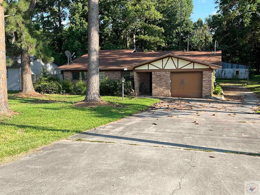3603 Beechwood Ln, Texarkana, TX 75501 - photo 1