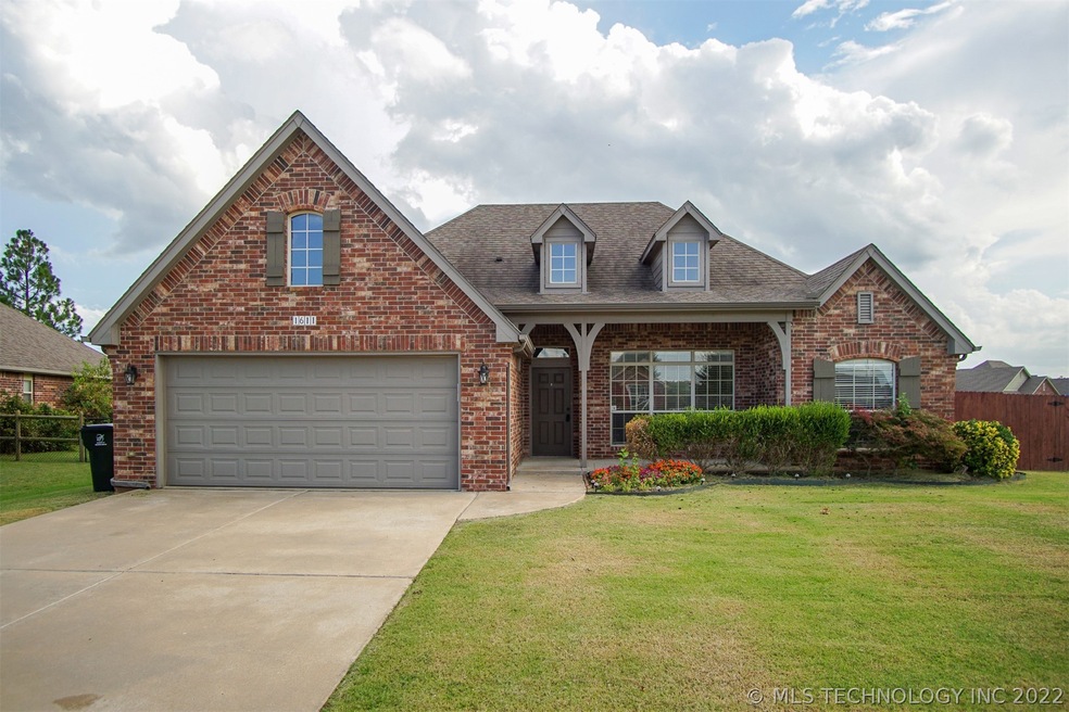 1611 W Austin Place, Broken Arrow, OK 74011 - photo 1