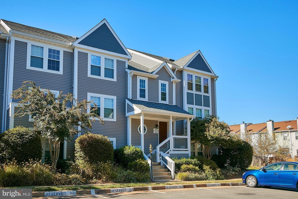 4052 Grays Pointe Ct unit A, Fairfax, VA 22033 - photo 1