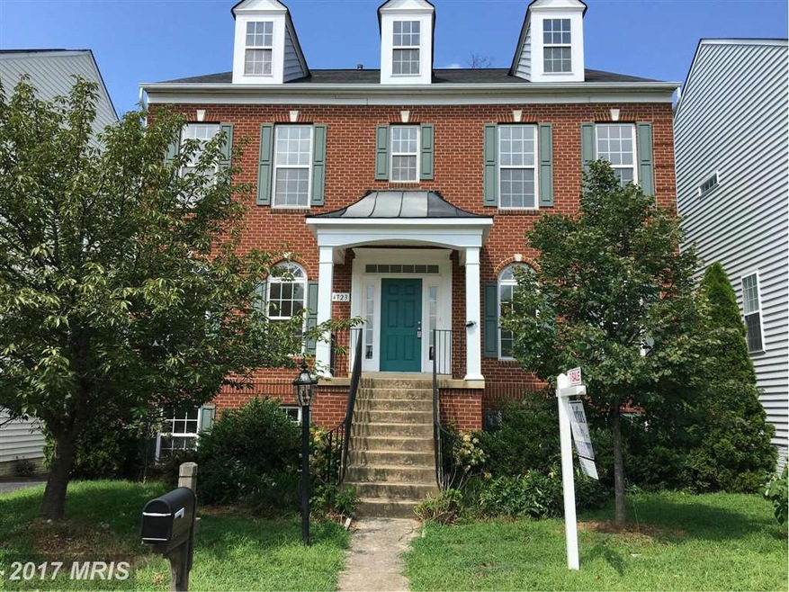 4723 Cochran Place, Centreville, VA 20120 - photo 1