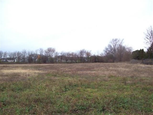 2541 S Terrace St, Janesville, WI 53546 - photo 1