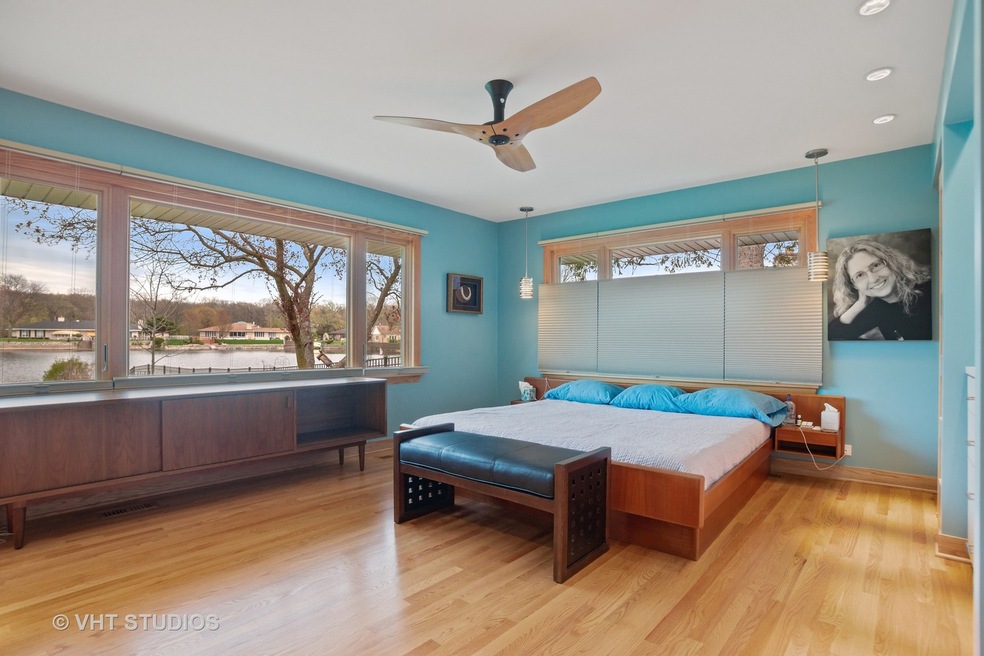 1381 Shagbark Dr, Des Plaines, IL 60018 - photo 1