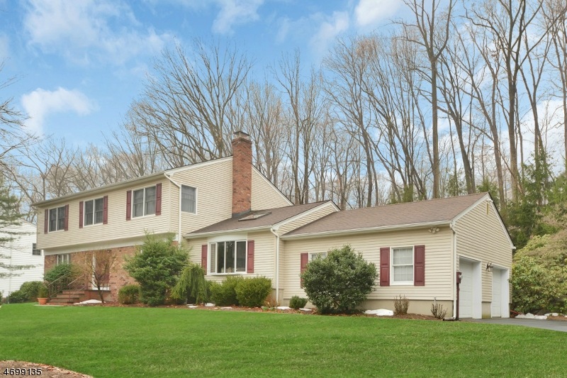 11 Lantern Ln, Ramsey, NJ 07446 - photo 1