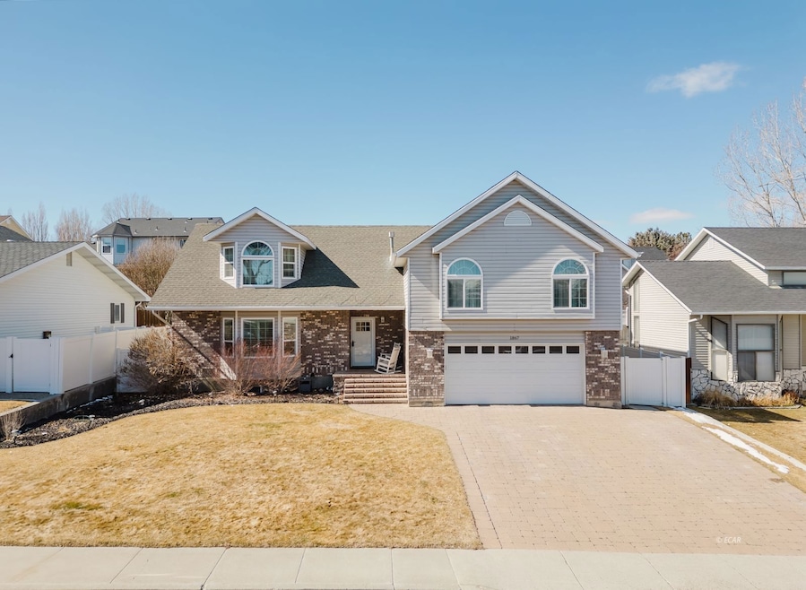 Sold $565,000