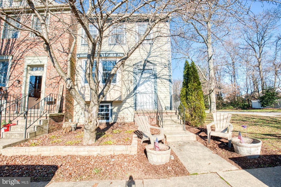 7110 Gardenview Ct, Chestnut Hill Cove, MD 21226 - photo 1