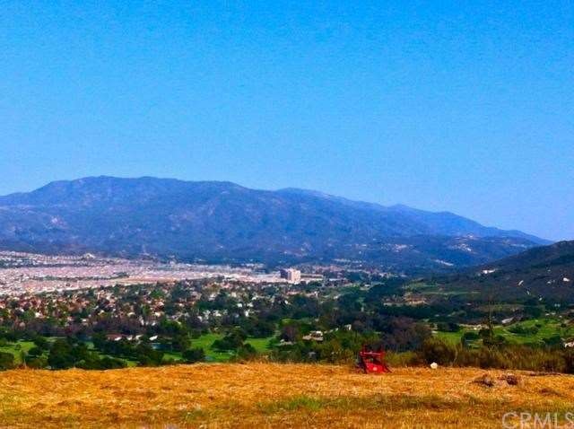 View from second building site looking over Temecu