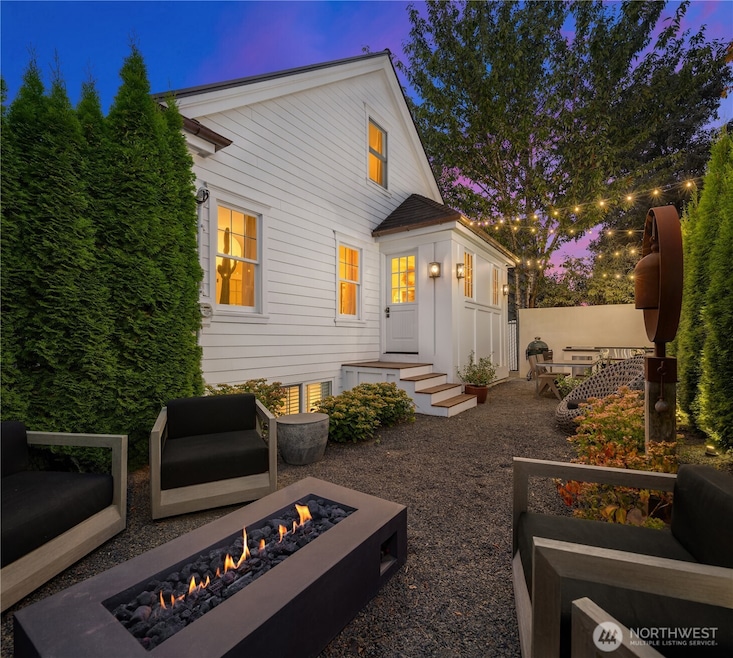 For Sale $2,275,000 • Co-Listing Agent