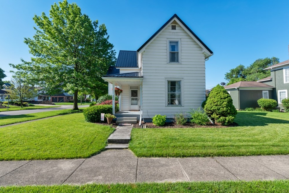 235 E Walnut St, Portland, IN 47371 - photo 1