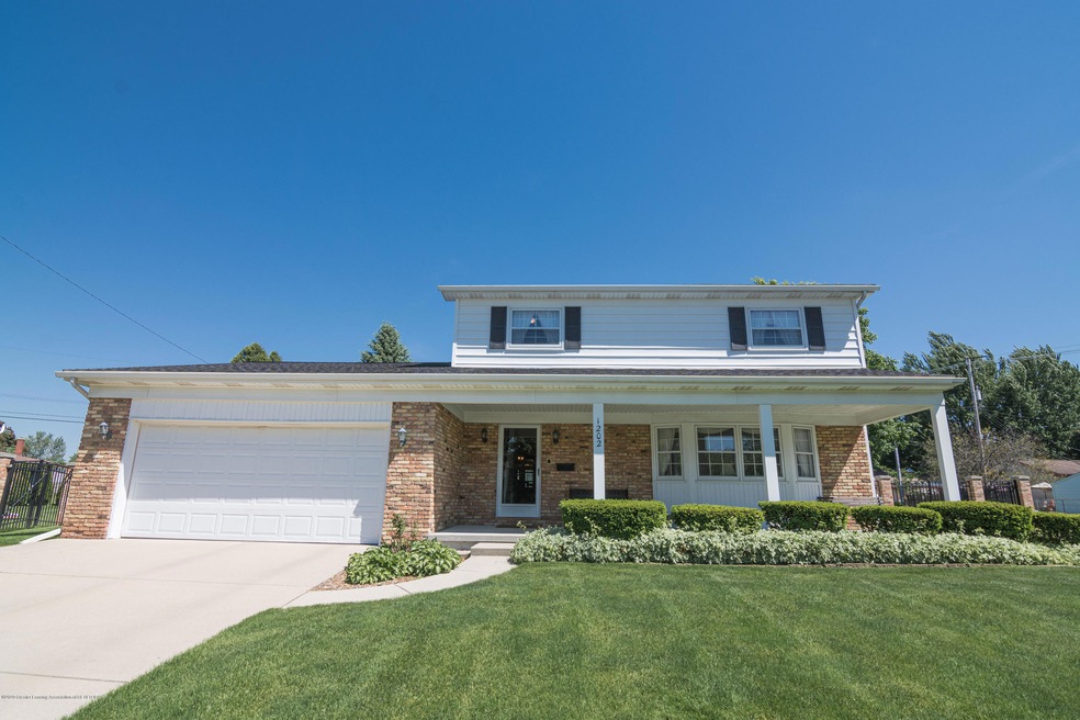 1202 Ravenswood Dr, Lansing, MI 48917 - photo 1