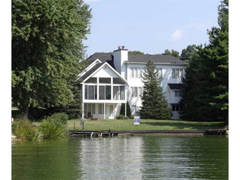 1337 NE Santee Dr, Greensburg, IN 47240 - photo 1