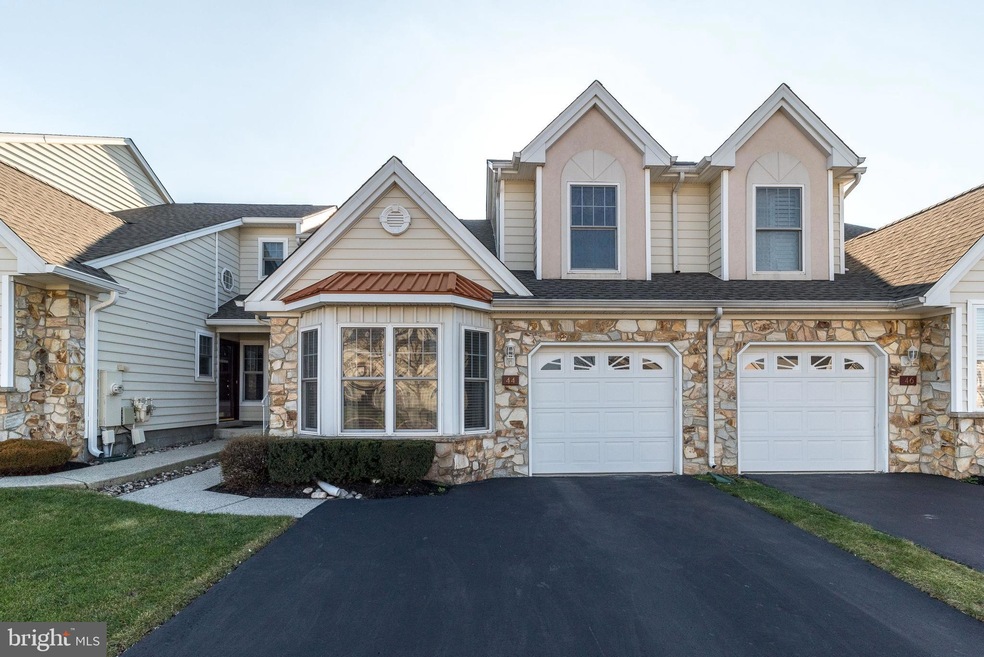 44 Grandview Dr, Warminster, PA 18974 - photo 1