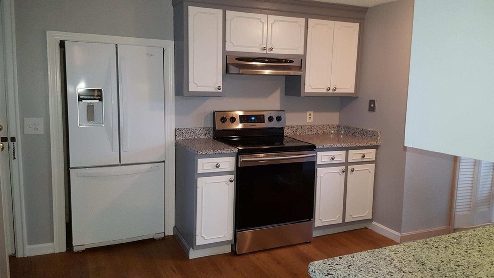 77 Cyman Dr, Chicopee, MA 01013 - photo 1