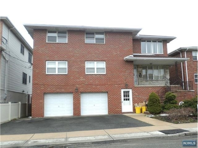 263 Day Ave unit 2nd floor, Fairview, NJ 07022 - photo 1