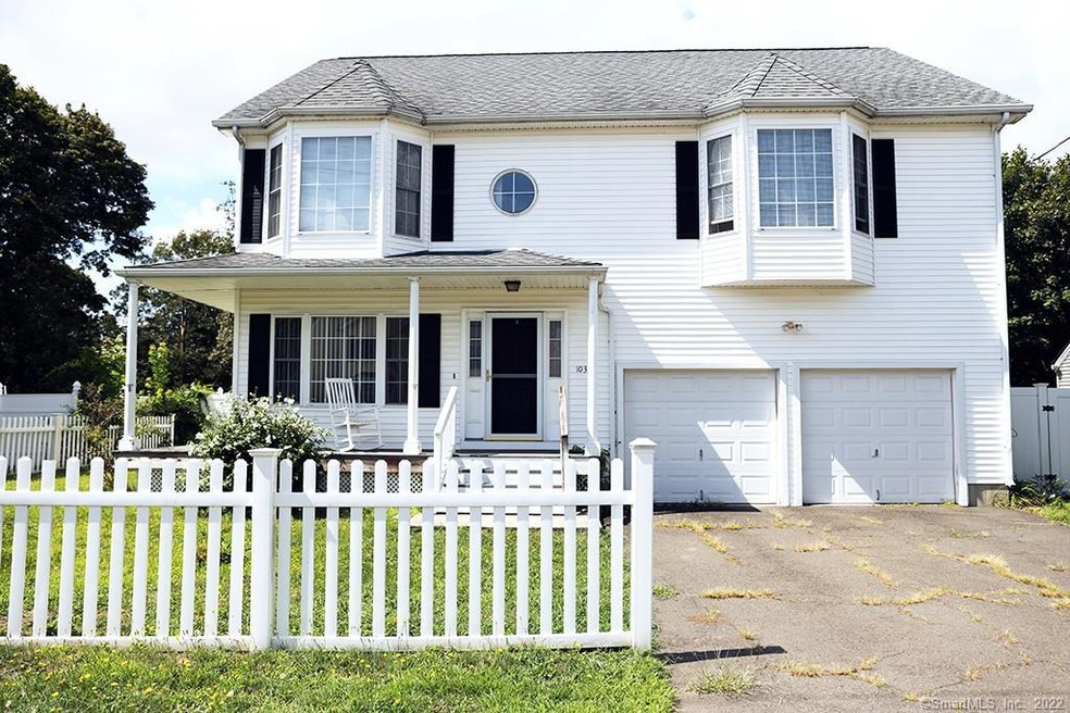 103 Chamberlain Place, Bridgeport, CT 06606 - photo 1