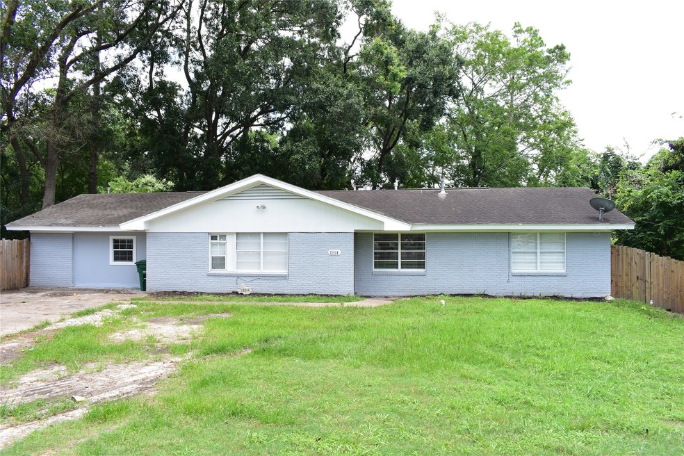 13514 Mobile St, Houston, TX 77015 - photo 1