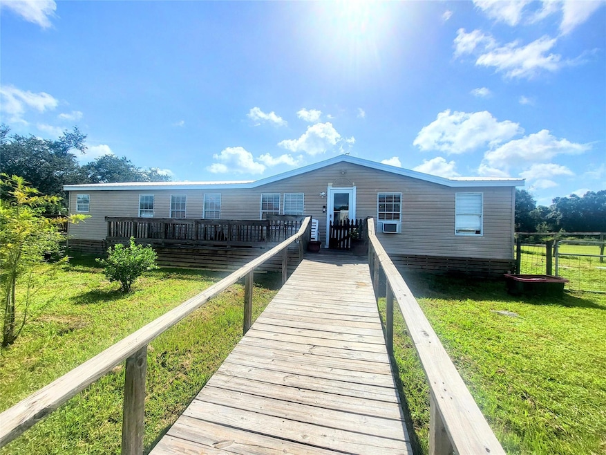 17120 NW 38th Ave, Okeechobee, FL 34972 - photo 1