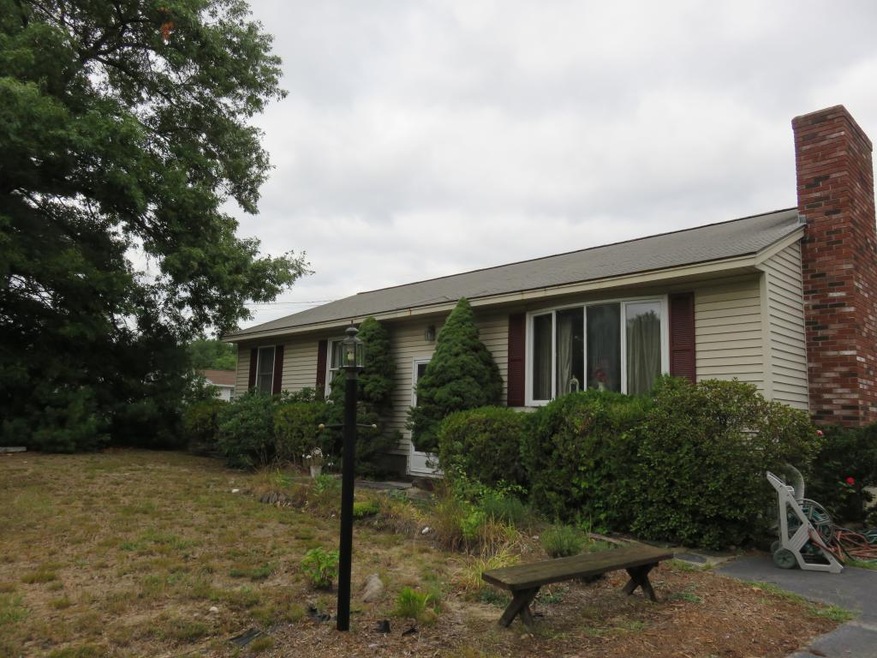 168 Back River Rd, Bedford, NH 03110 - photo 1