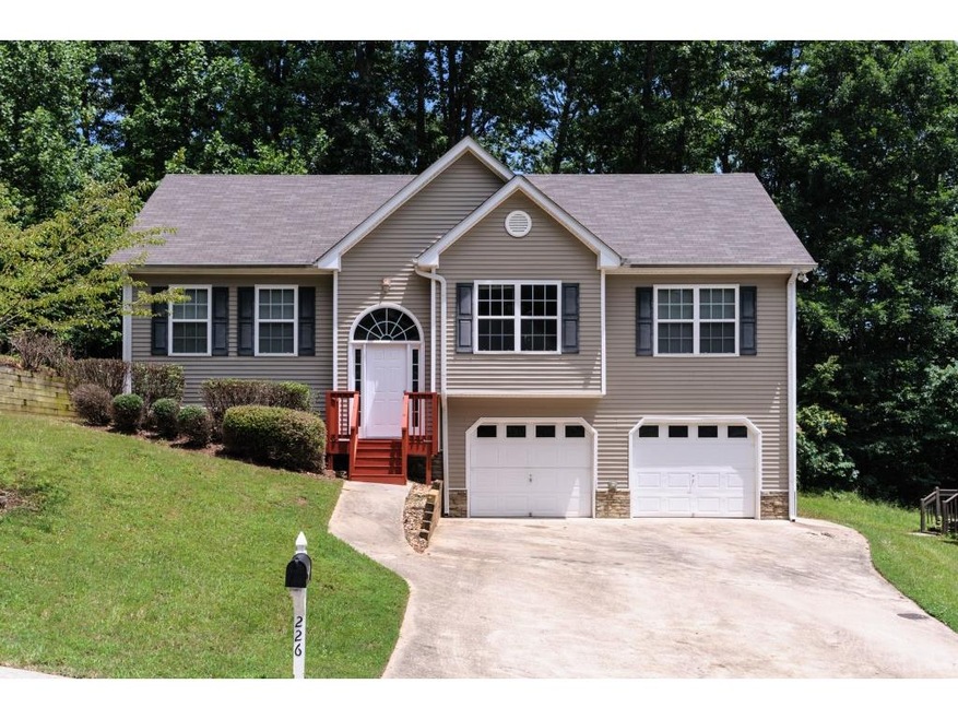 Nice easy care home 3 bedrooms 2 baths and huge ga
