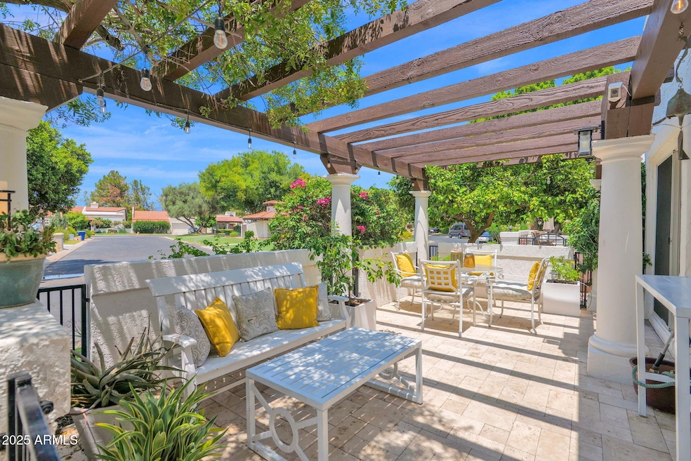 Private Front Courtyard