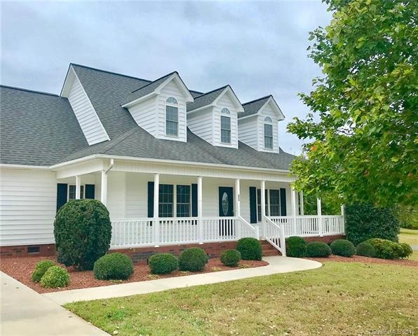 253 Maple Creek Dr, Statesville, NC 28625 - photo 1