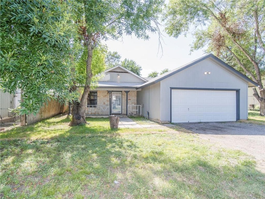 122 Park Dr S, Kyle, TX 78640 - photo 1