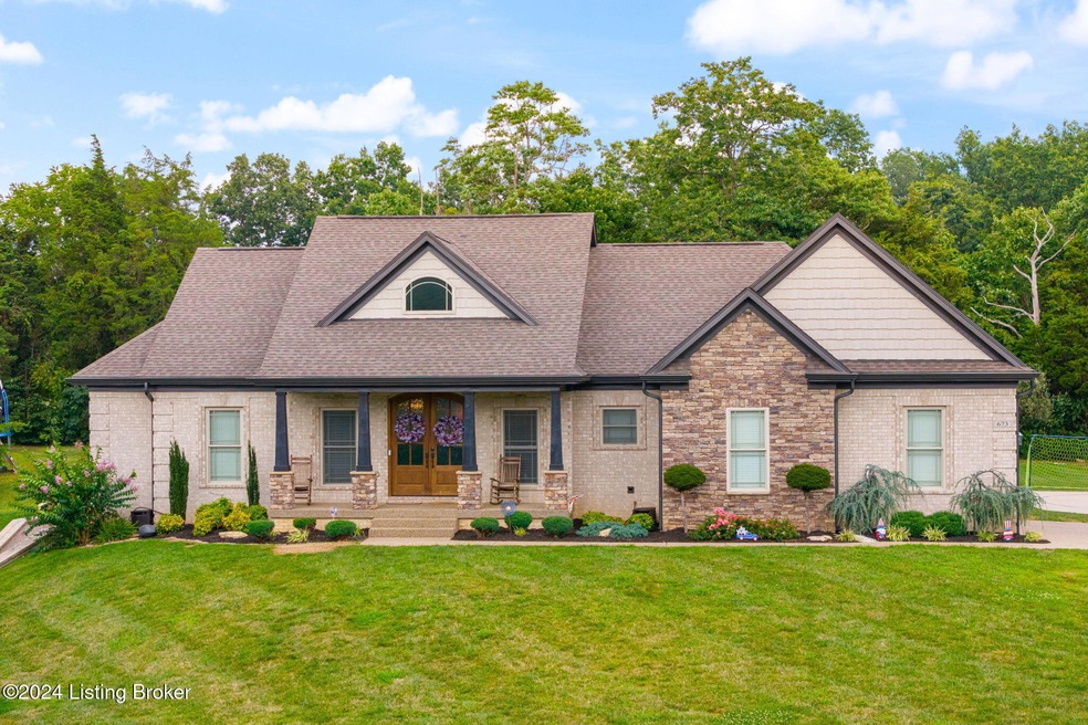 673 Martha's Ct, Mount Washington, KY 40047 - photo 1