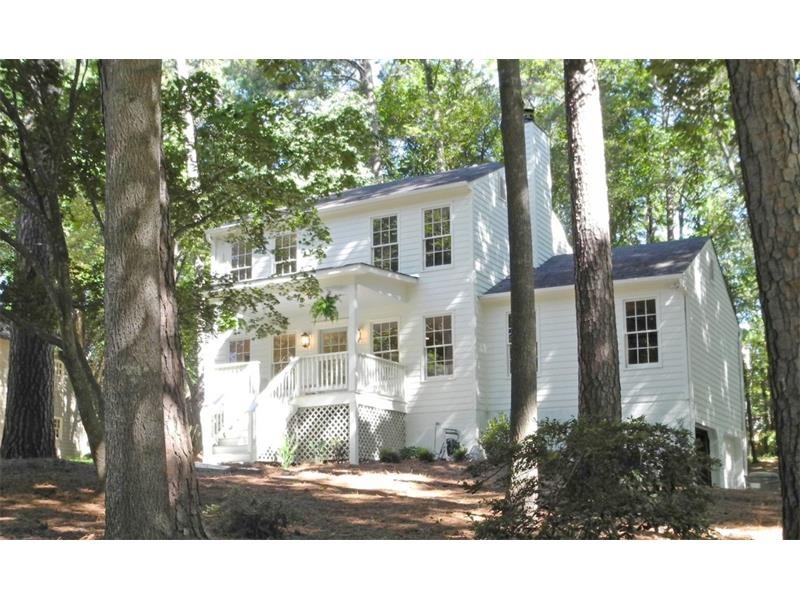 Beautiful Colonial on wooded lot