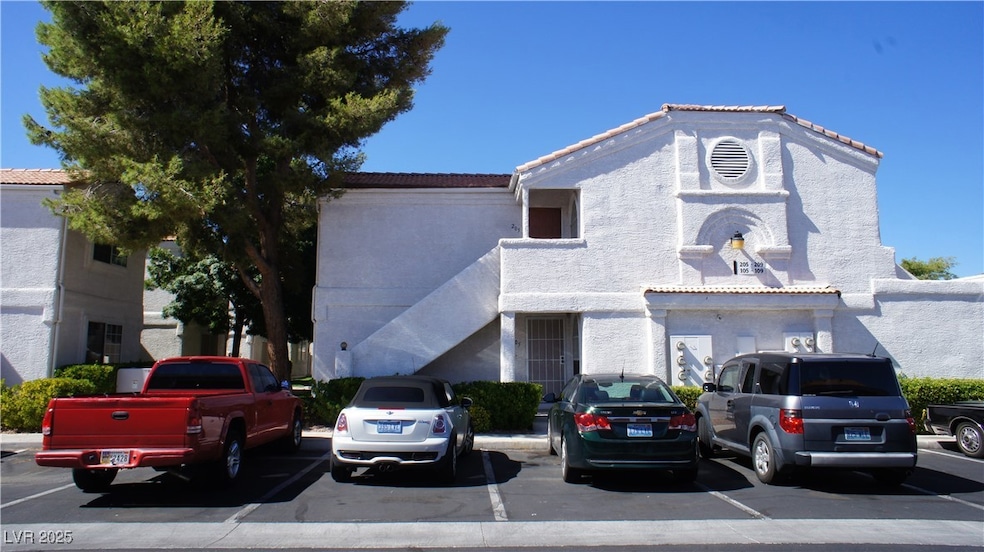 1800 Edmond St unit 205, Las Vegas, NV 89146 - photo 1