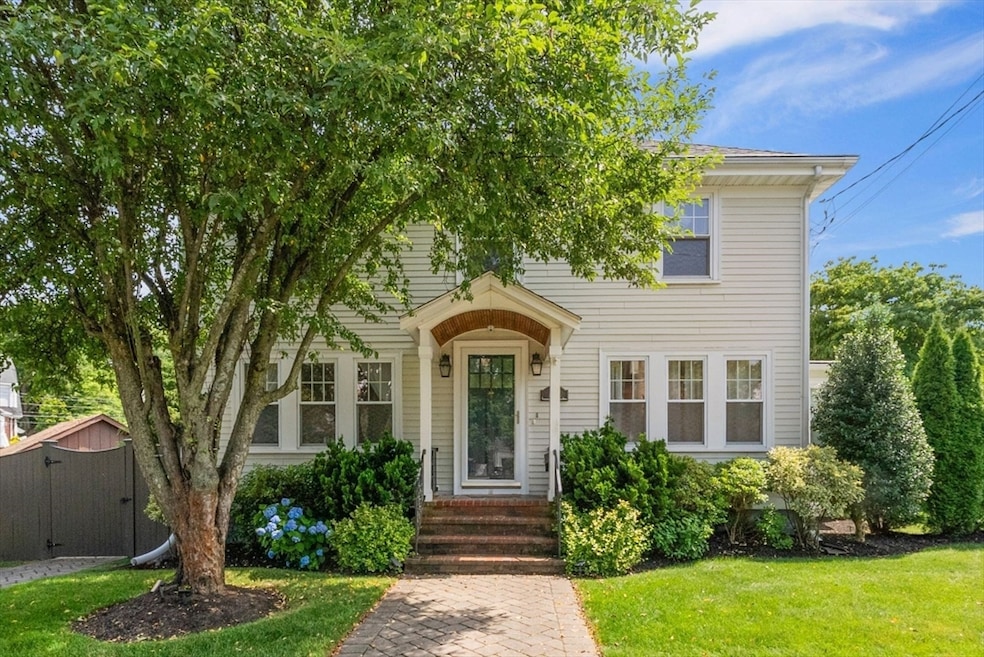 1111 Brook Rd, Milton, MA 02186 - photo 1