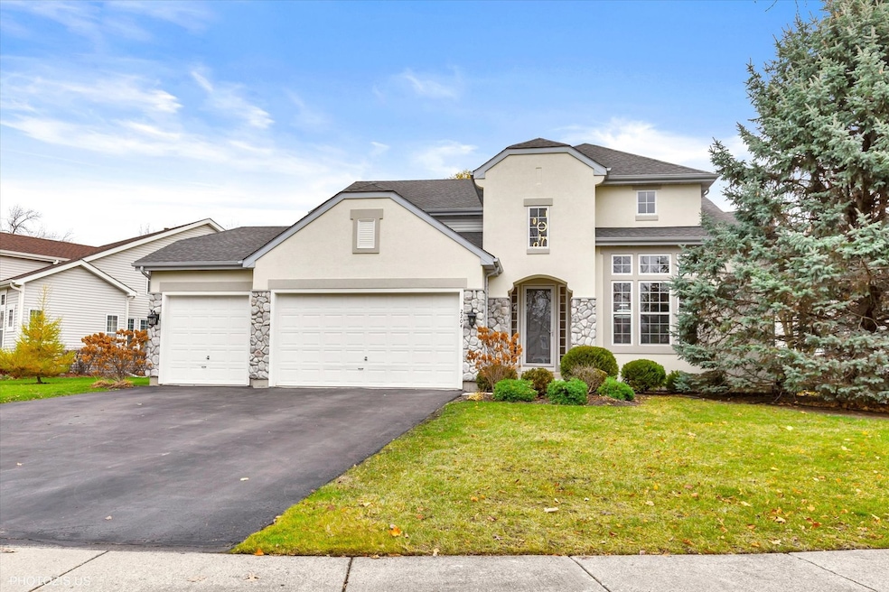 2204 Avalon Dr, Buffalo Grove, IL 60089 - photo 1