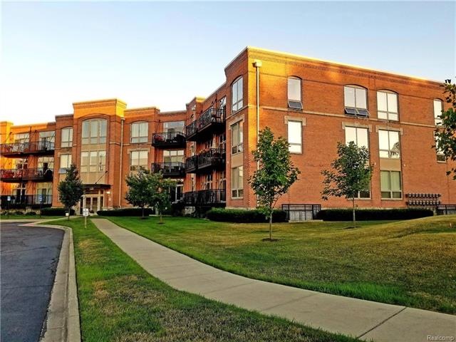 Welcome to the Daisy Square Lofts!