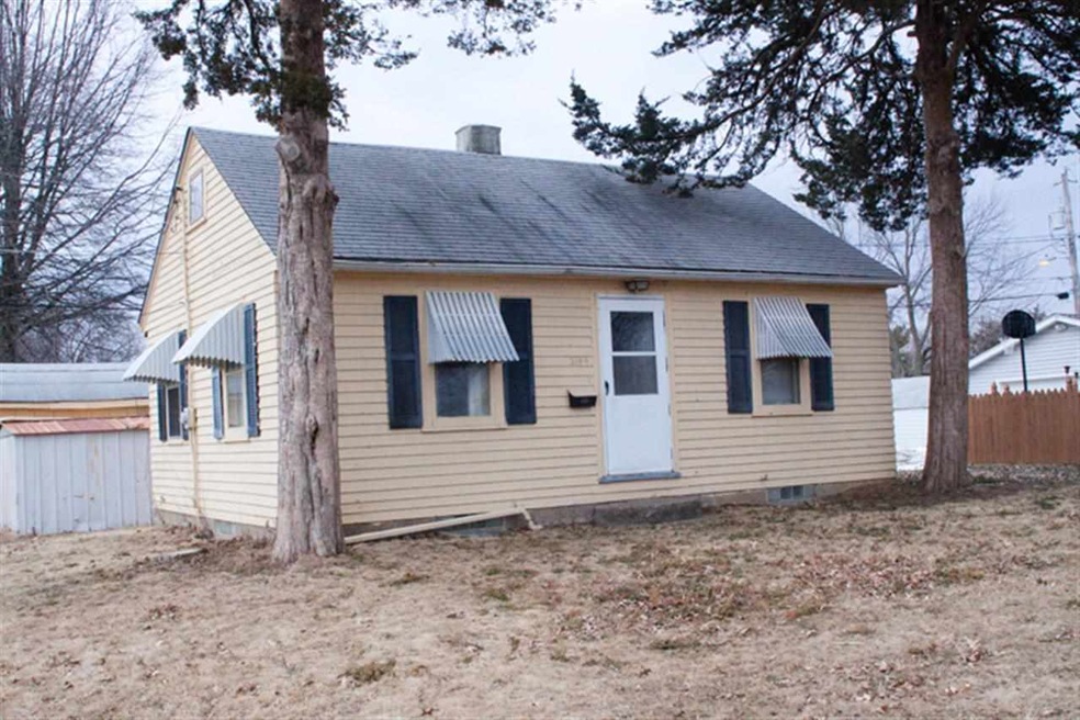 2144 W High St, Davenport, IA 52804 - photo 1