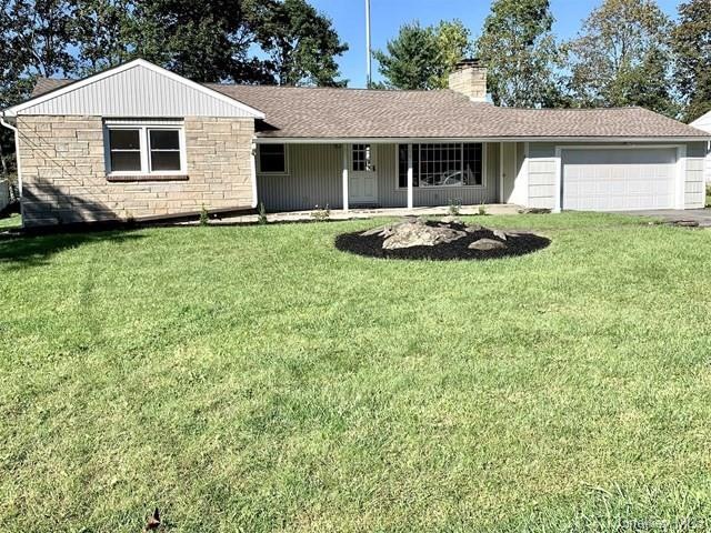 6 Old Farms Rd, Poughkeepsie, NY 12603 - photo 1