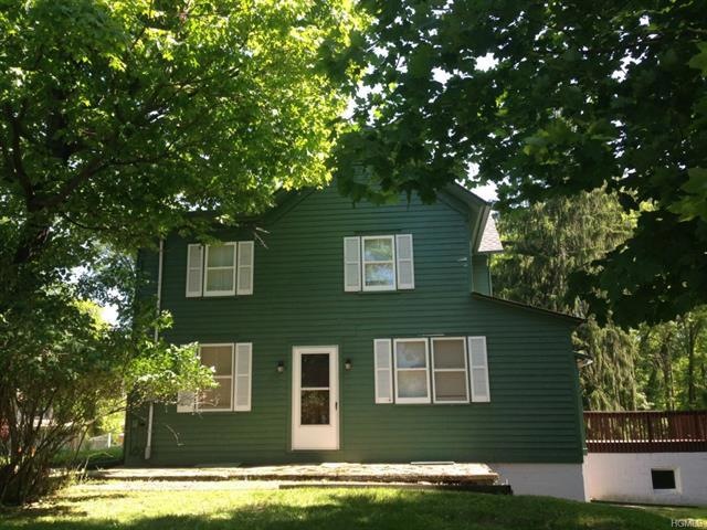 35 Lark St, Washingtonville, NY 10992 - photo 1